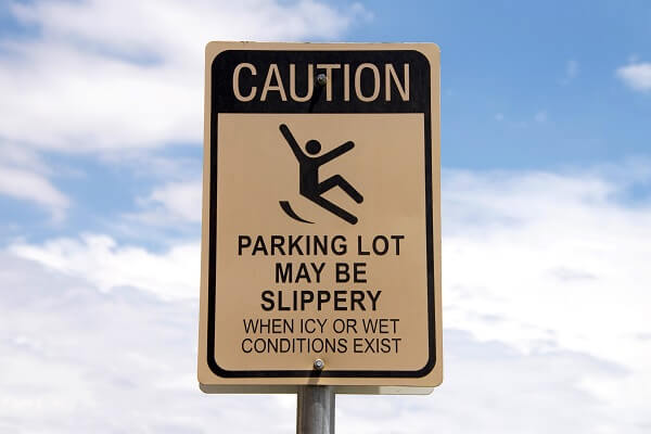 parking-lot-slip-fall